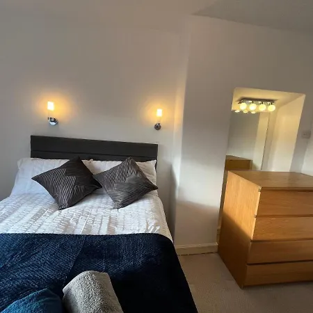 Holiday home Cosy Entire Residential Home. Staple Hill. *